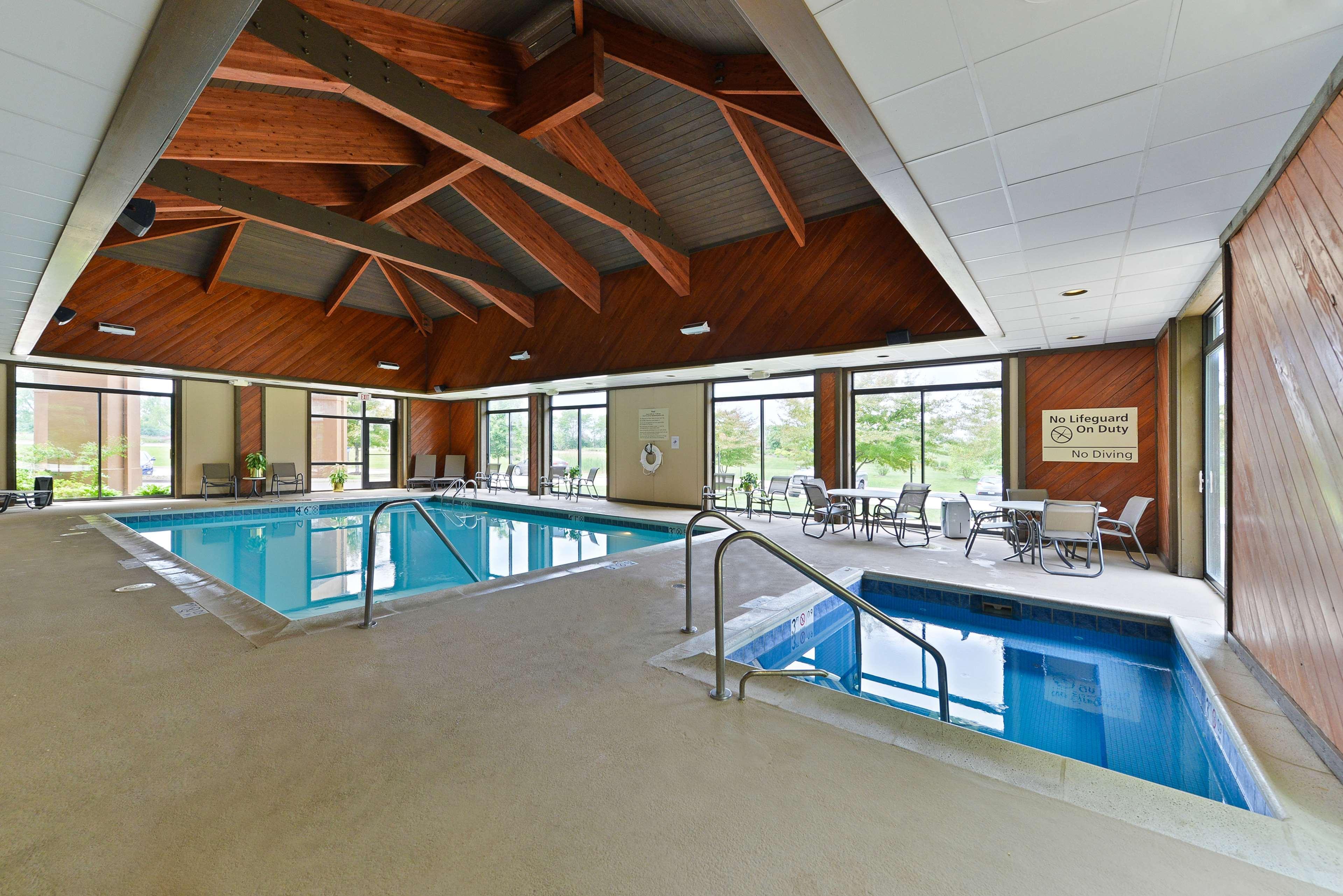 Hampton Inn Chicago-Carol Stream Екстериор снимка