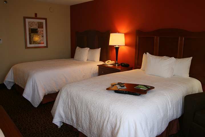 Hampton Inn Chicago-Carol Stream Екстериор снимка
