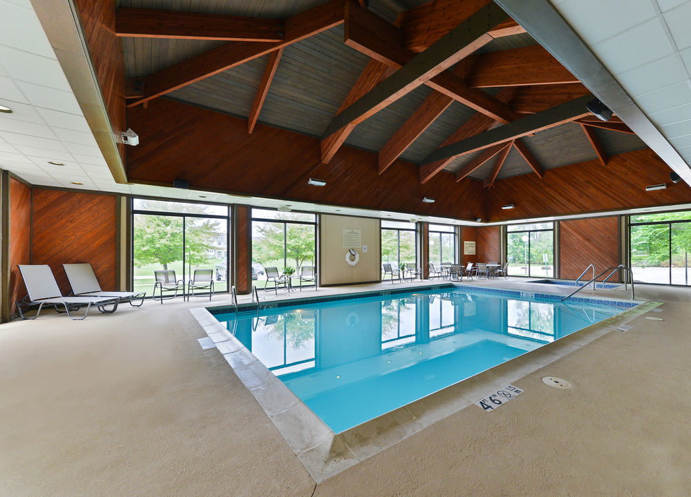 Hampton Inn Chicago-Carol Stream Екстериор снимка