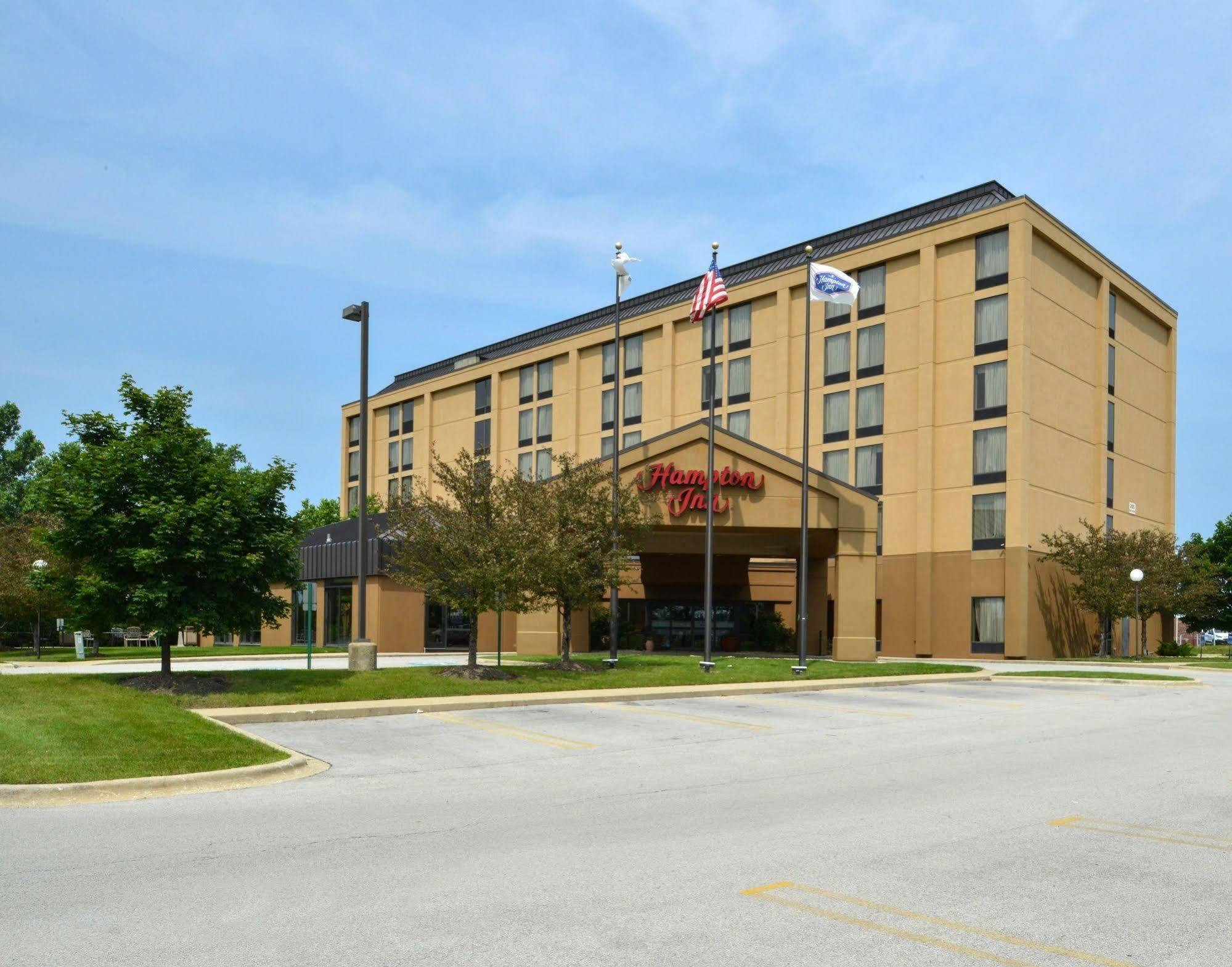 Hampton Inn Chicago-Carol Stream Екстериор снимка